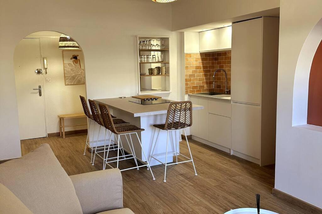 Chez Joan, Apt De Standing, 4 Prs, A 300M Des Plages Antibes Buitenkant foto